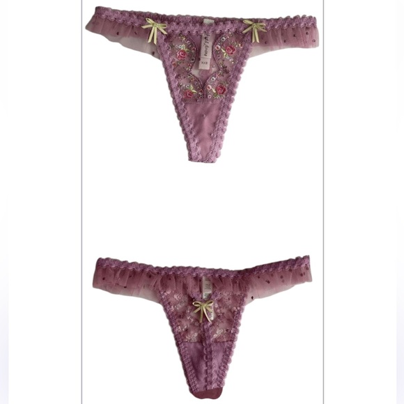 For Love and Lemons Daphne Embroidered Ruffle Thong Panty in Mauve NEW - Picture 6 of 14